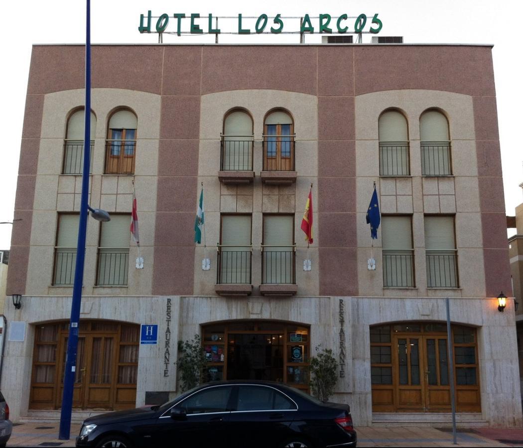 Hotel Los Arcos El Alquián Exterior foto
